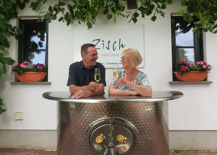 Weingut-Destillerie Herbert Zisch