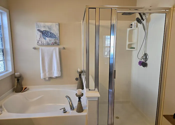 Private Master Suite For Solo Travelers W Special Rates Extended Stays