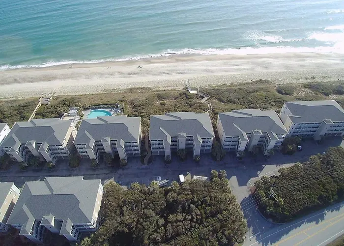 Emerald Isle - Ocean Club, Beach Front Condo