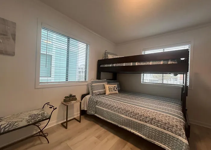 Isle Be Back - Oceanfront Ocean Isle