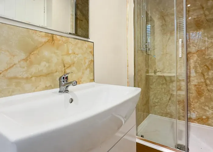 Relax Inn - Thorpe Lodge Hotel