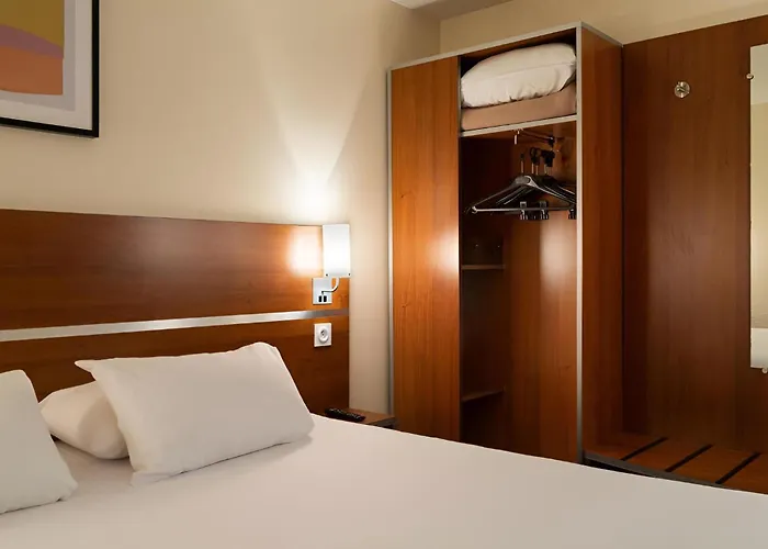 Comfort Hotel Aeroport Lyon St Exupery
