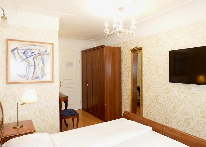 Allegro Hotel