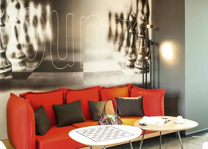 Ibis Orly Chevilly Tram 7