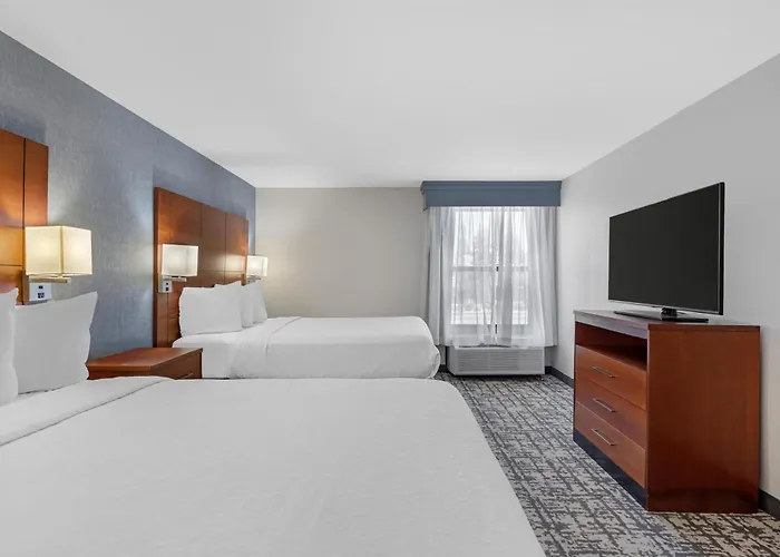 Best Western Plus Fresno Airport Hotel