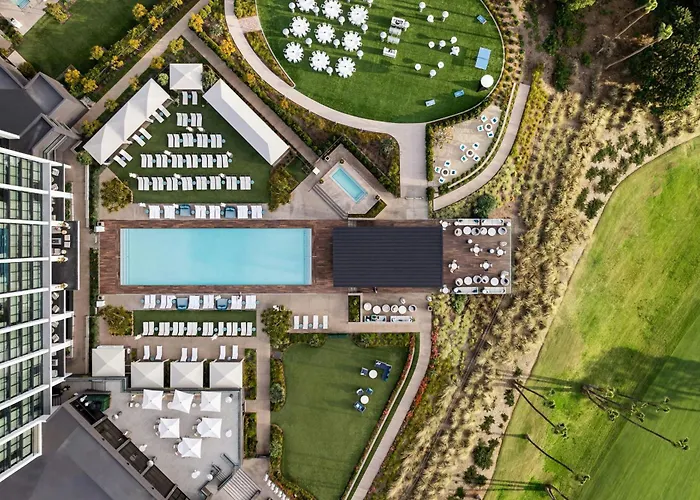 Vea Newport Beach, A Marriott Resort & Spa