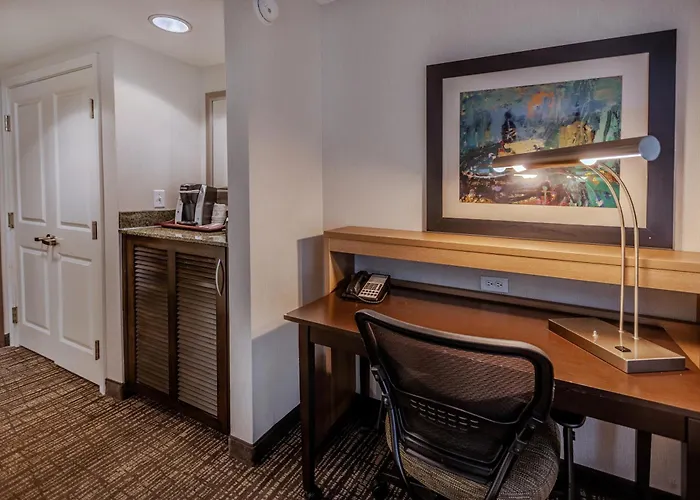 Holiday Inn & Suites Scottsdale North - Airpark By Ihg
