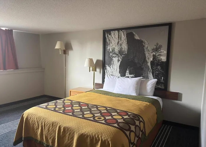 Super 8 By Wyndham Belle Fourche Sd