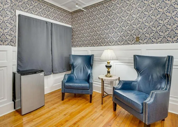 Thayers Inn