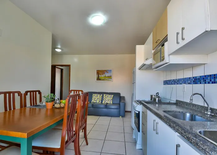Aquamar Residence