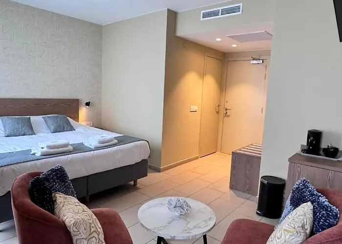 Hotel Jose