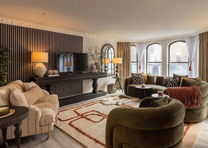 Mayfair House
