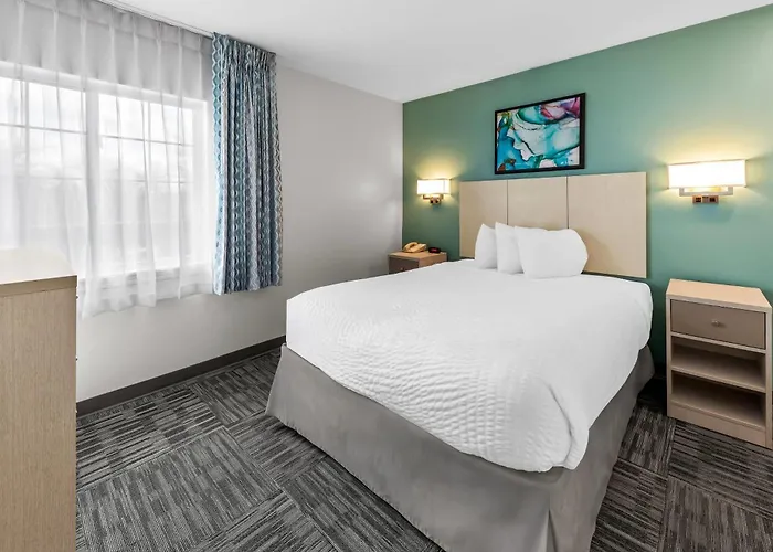 Mainstay Suites Cincinnati Blue Ash