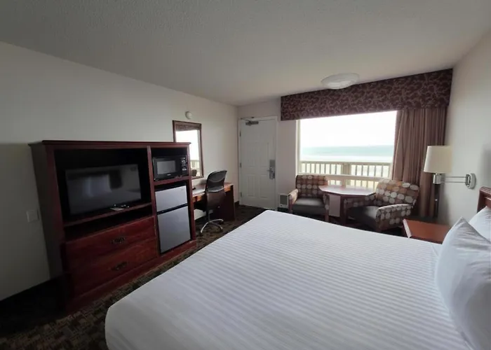 Seagrass Oceanfront Inn