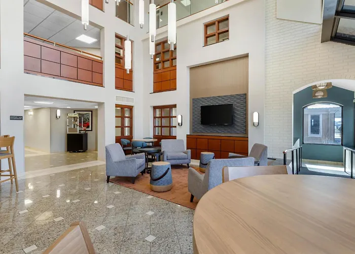 Drury Inn & Suites Joplin