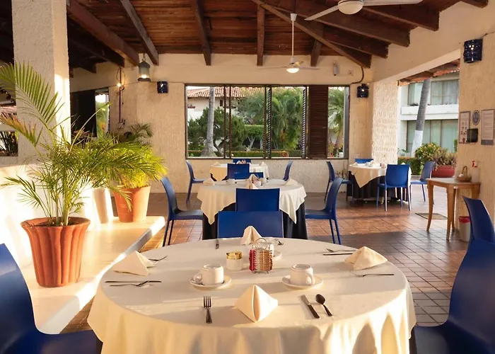 Cabo Blanco Hotel And Marina