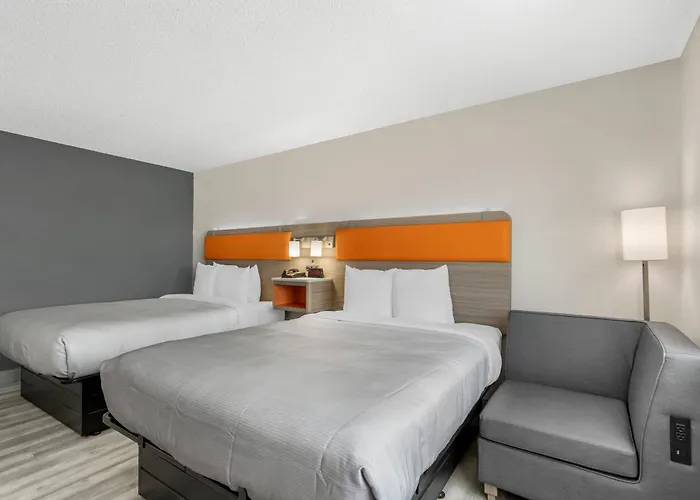 Quality Inn & Suites Ottumwa North