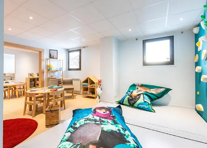 Hôtel Club mmv Les Arolles ****