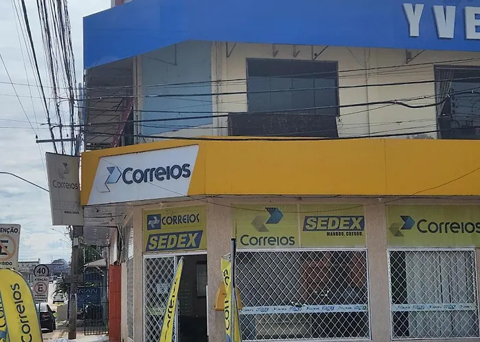 Yves Hotel