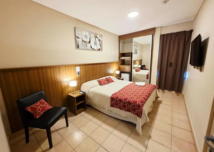 Hotel Confianza