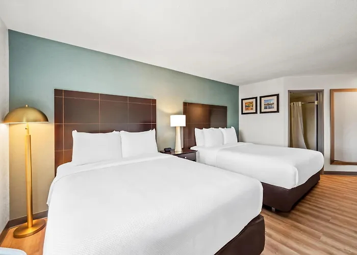 Comfort Inn Foxboro - Mansfield