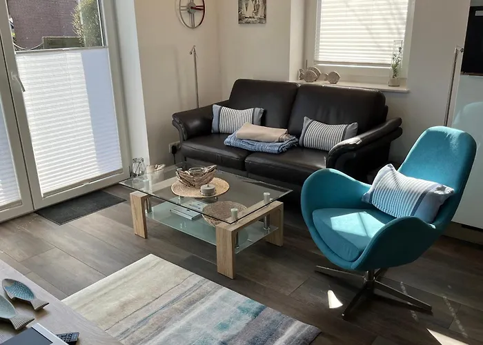 Inselparadies - Neubauwohnung mit großer Terrasse, Strandkorb und Garten.