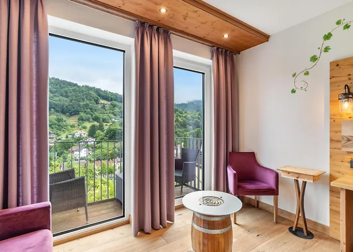 Wein- und Klimahotel Bergfriedel