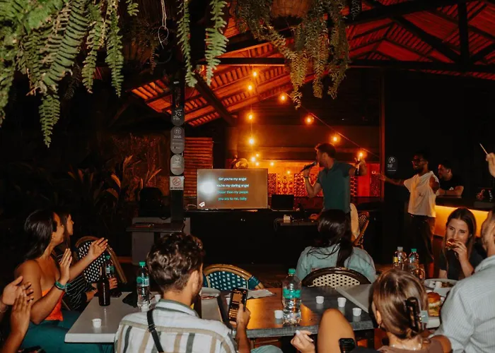 Viajero Cali Hostel & Salsa School