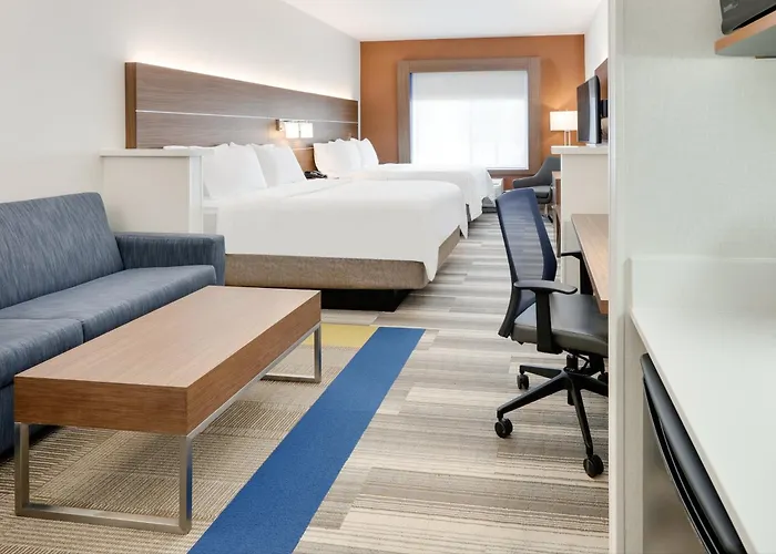 Holiday Inn Express & Suites Mitchell By Ihg