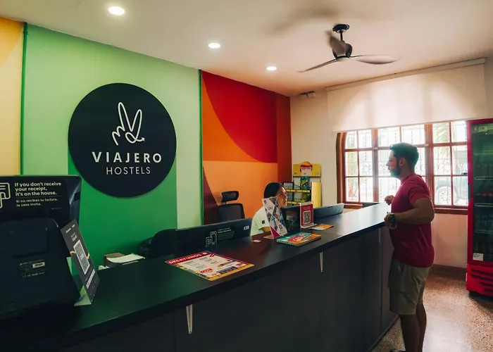 Viajero Cali Hostel & Salsa School