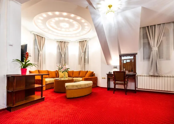 Garni Hotel Royal Crown