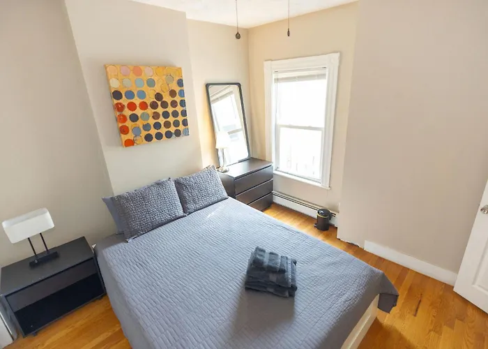 Boston Landing Stays