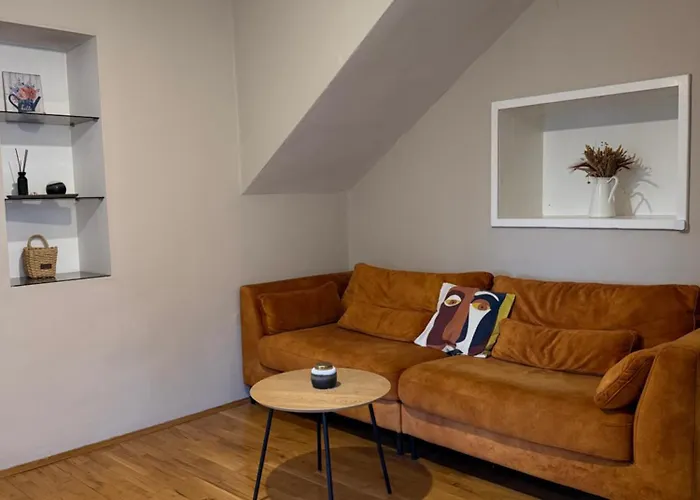 Karmelita'S Place - Apartmani
