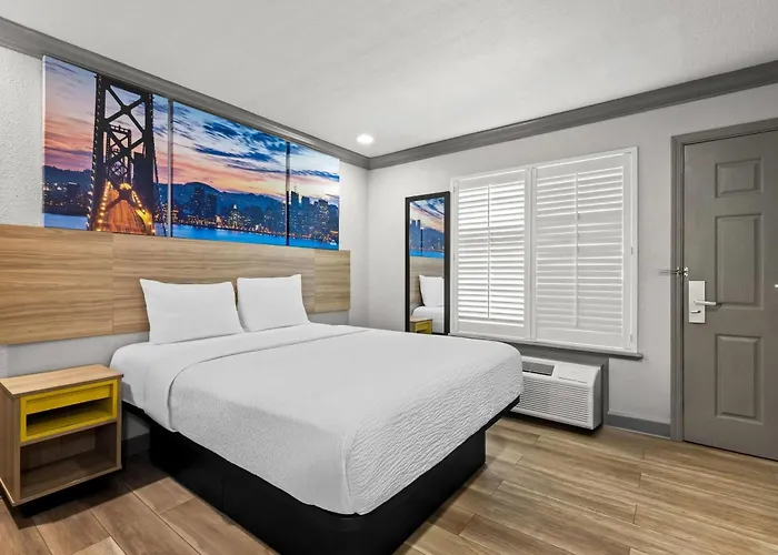 Days Inn By Wyndham San Francisco S/Oyster Point Airport