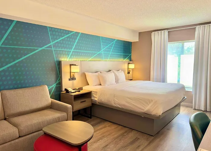 Comfort Suites
