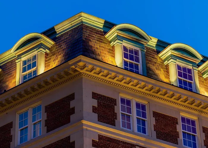 The Eliot Hotel