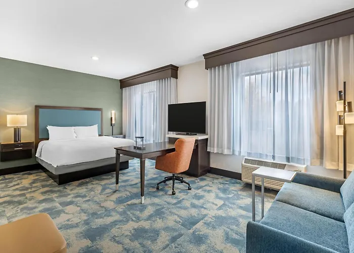 Hampton Inn & Suites Bend