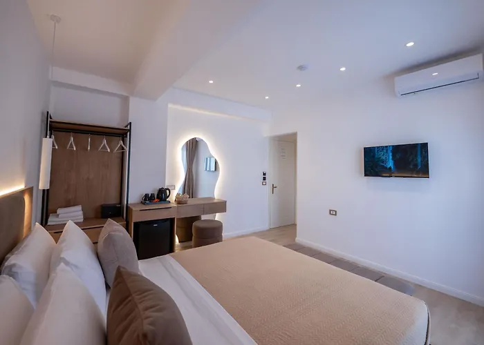 Villa White