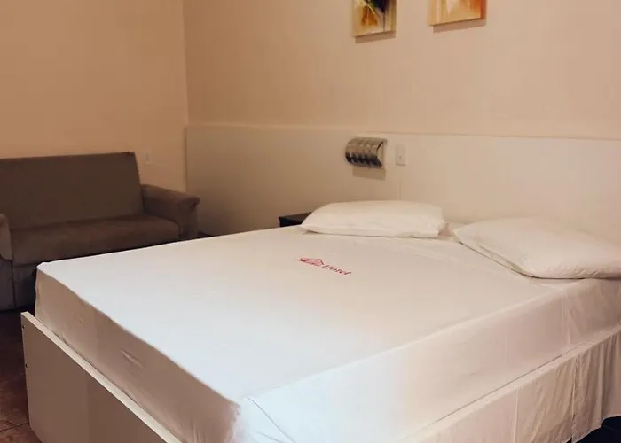 Arpini Hotel