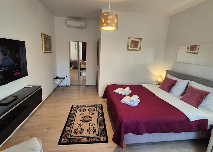 Polai Center Apartments
