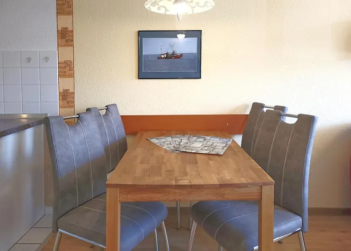 Apartment 8