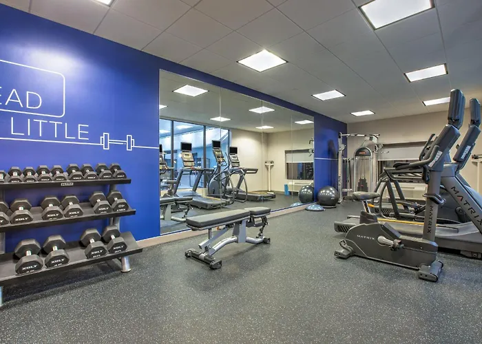 Holiday Inn Express & Suites Zanesville North By Ihg