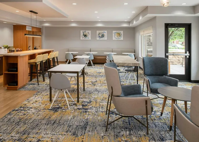 Towneplace Suites Redding