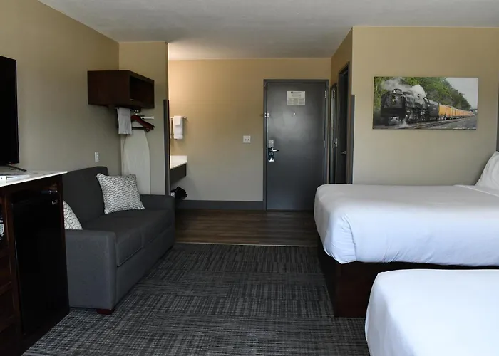 Cobblestone Inn & Suites - Trenton