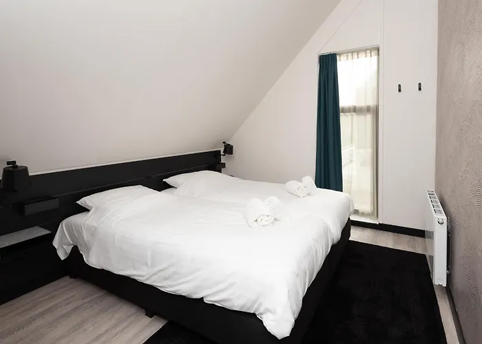 Welcome In - Bomont Appartementen 4 Persoons - Jan Van Renesseweg 1 Renesse