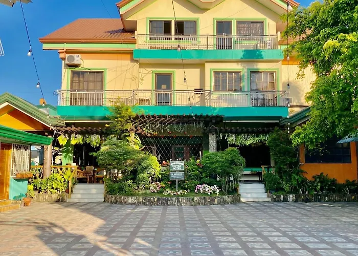 Reddoorz @ Greenview Hotel And Restobar Masbate