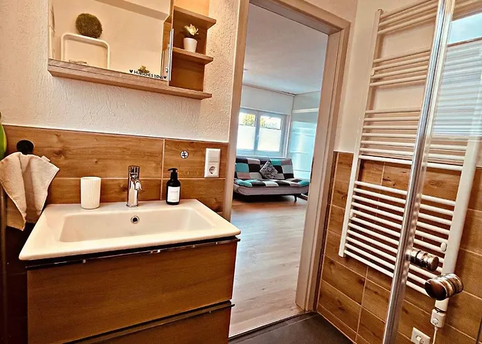 Apartment INGRID stylisch und zentral in VS mit Parkplatz