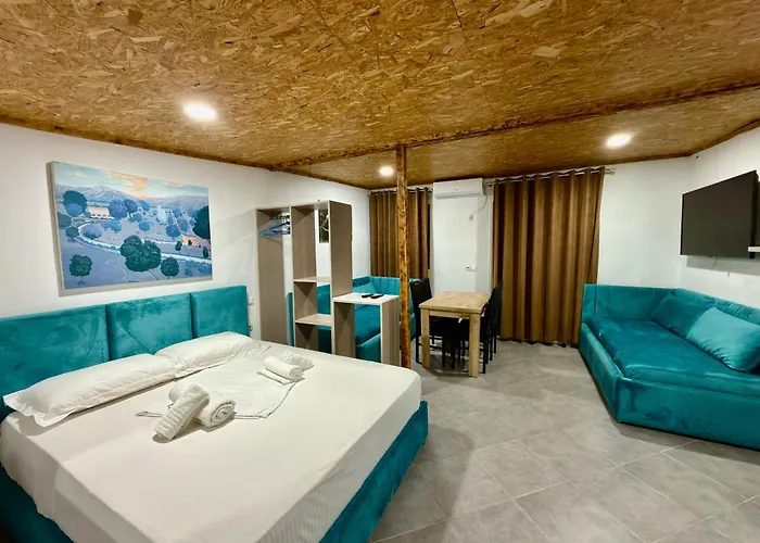 Full Moon Apartments