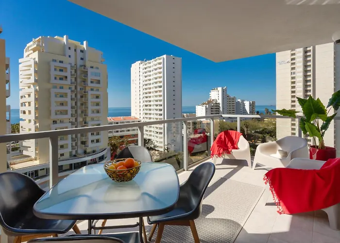 Mcrame Design Apt Sea View, Beachfront, Swimming Pool, 2Bdr, 2Bar, 6 Pax, Praia Da Rocha
