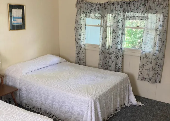 Inn At The Isles